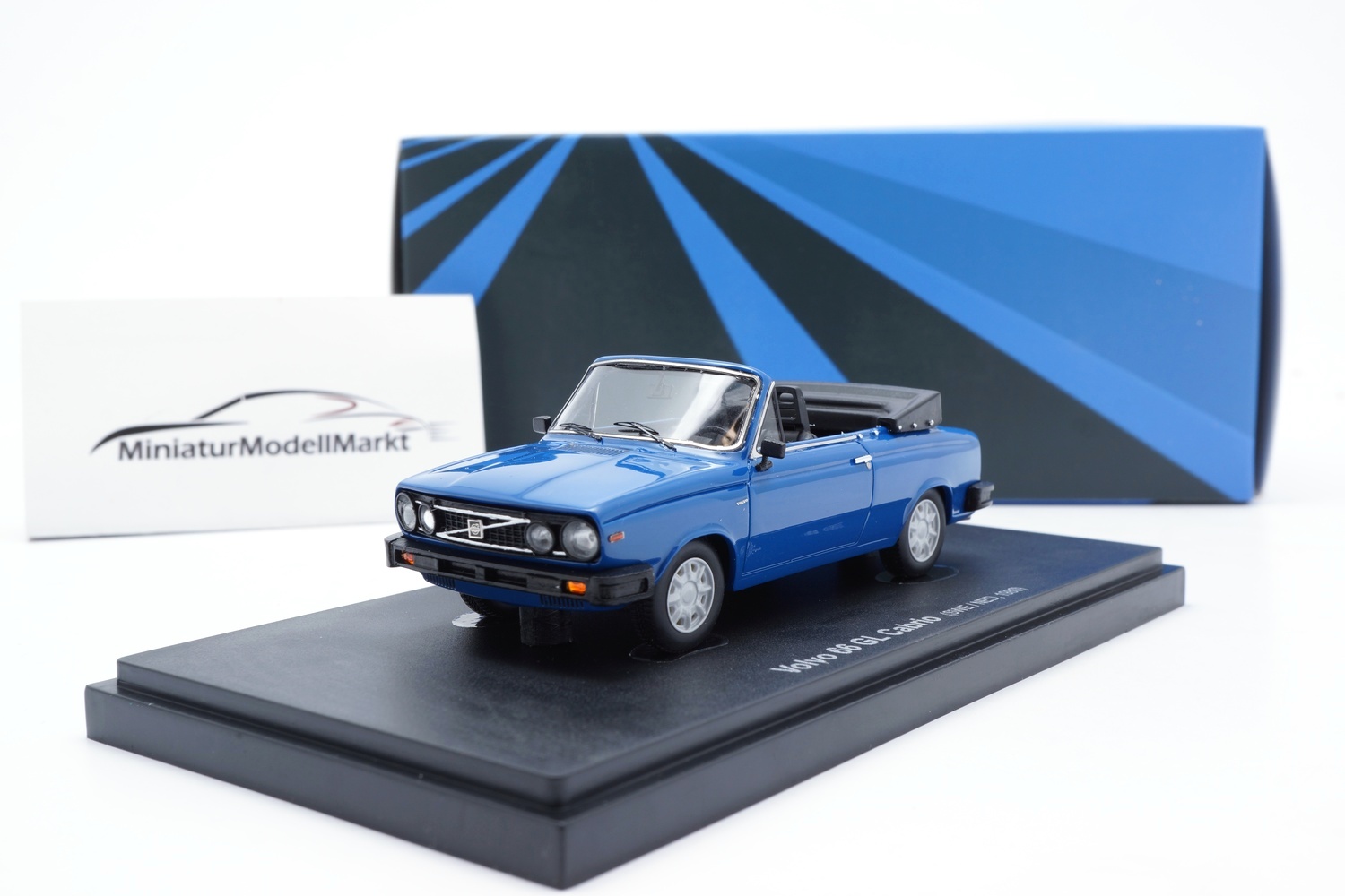 Avenue43 60116 Volvo 66 GL Cabrio - blue 1:43