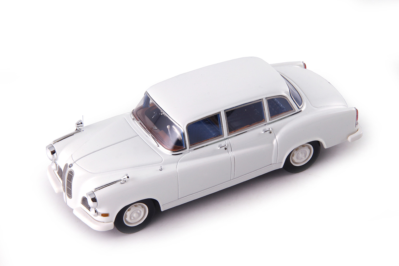 Autocult 06063-2 BMW 505 Pullmann Ghia Aigle weiß/ white 1:43
