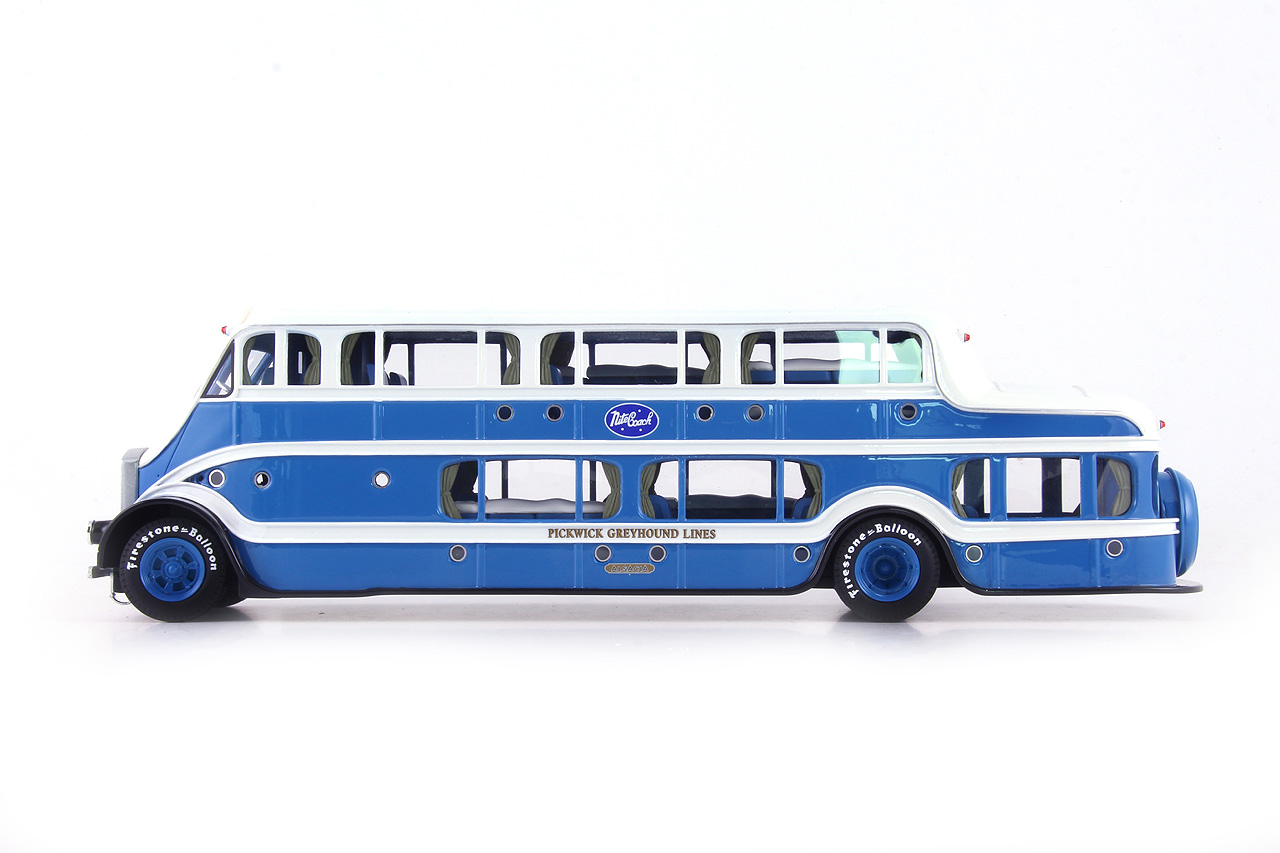 Autocult 10014-2 Pickwick Nite Coach 