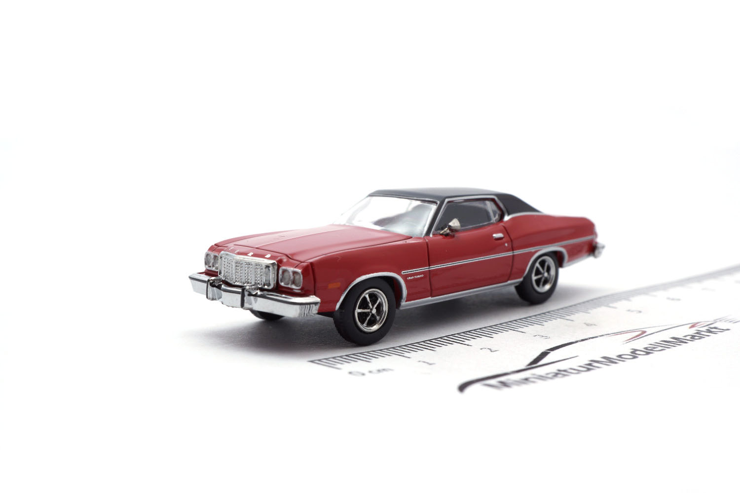 Brekina BRE19732 Ford Gran Torino - rot , schwarz 1:87