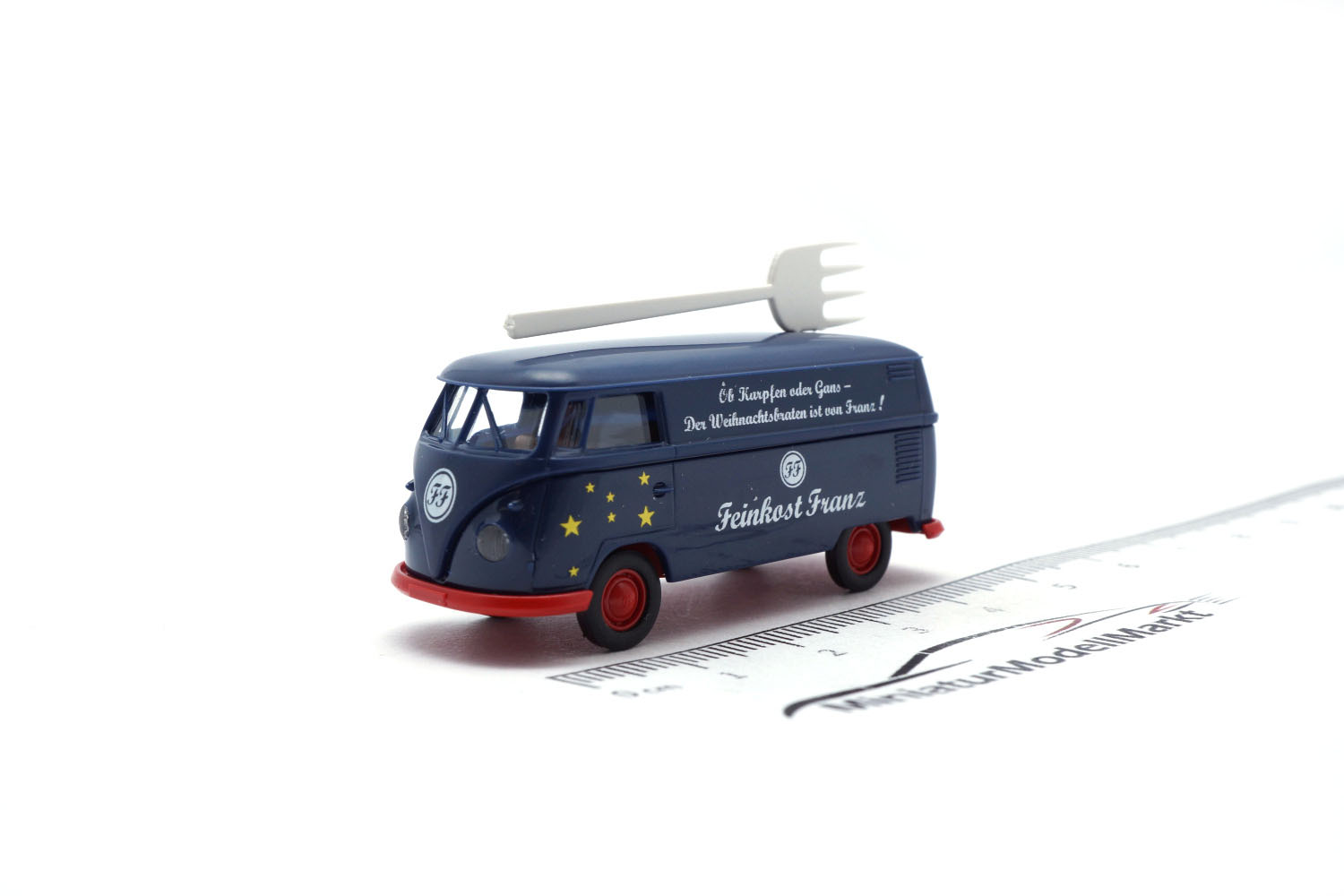 Brekina 32588 VW T1b Feinkost Franz - Weihnachtsmodell  1:87