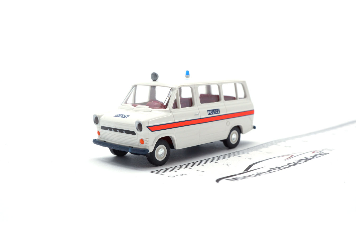 Brekina 34060 Ford Transit IIa Kombi - Polizei (GB) 1:87