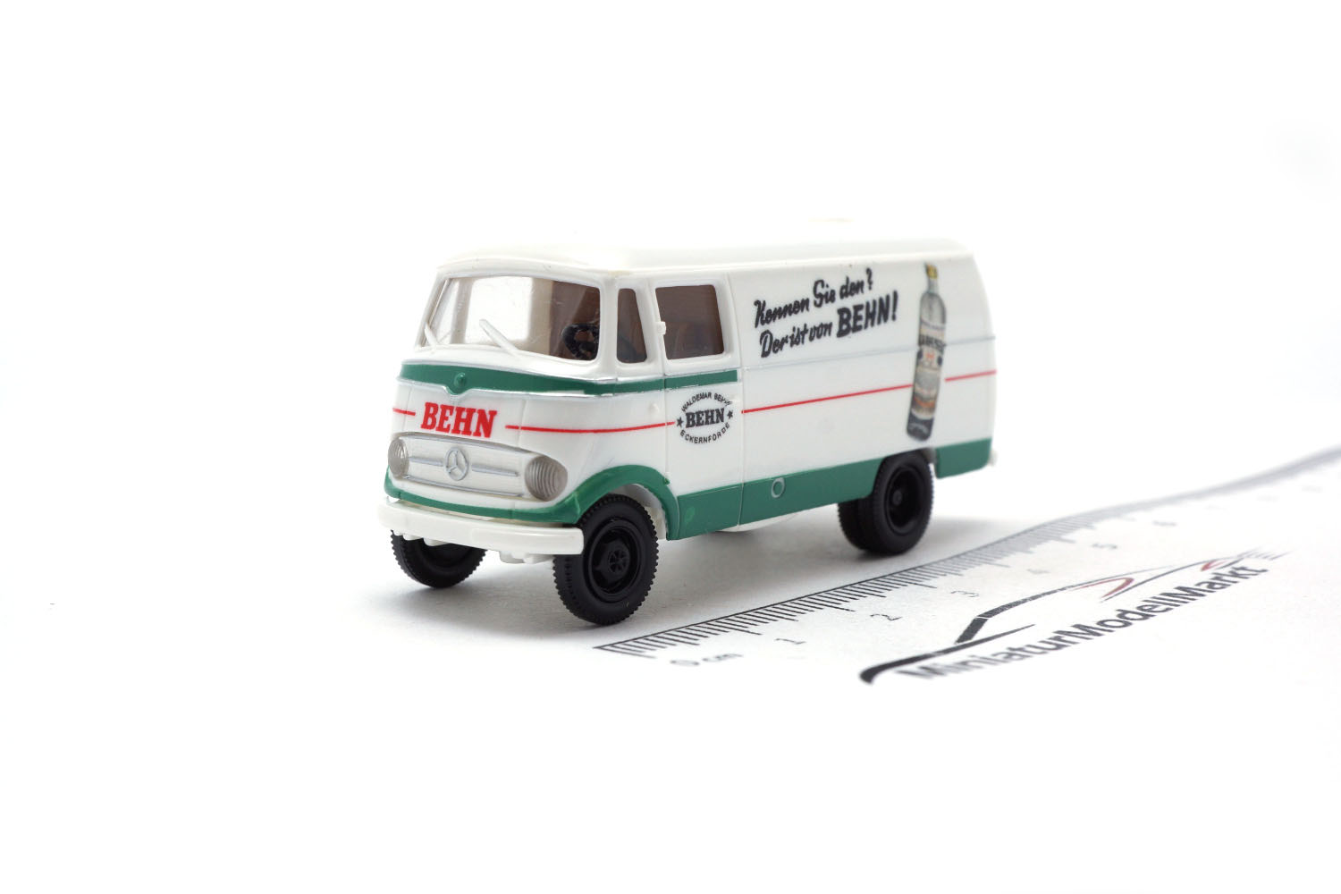 Brekina 36028 MB L 319 Kasten 