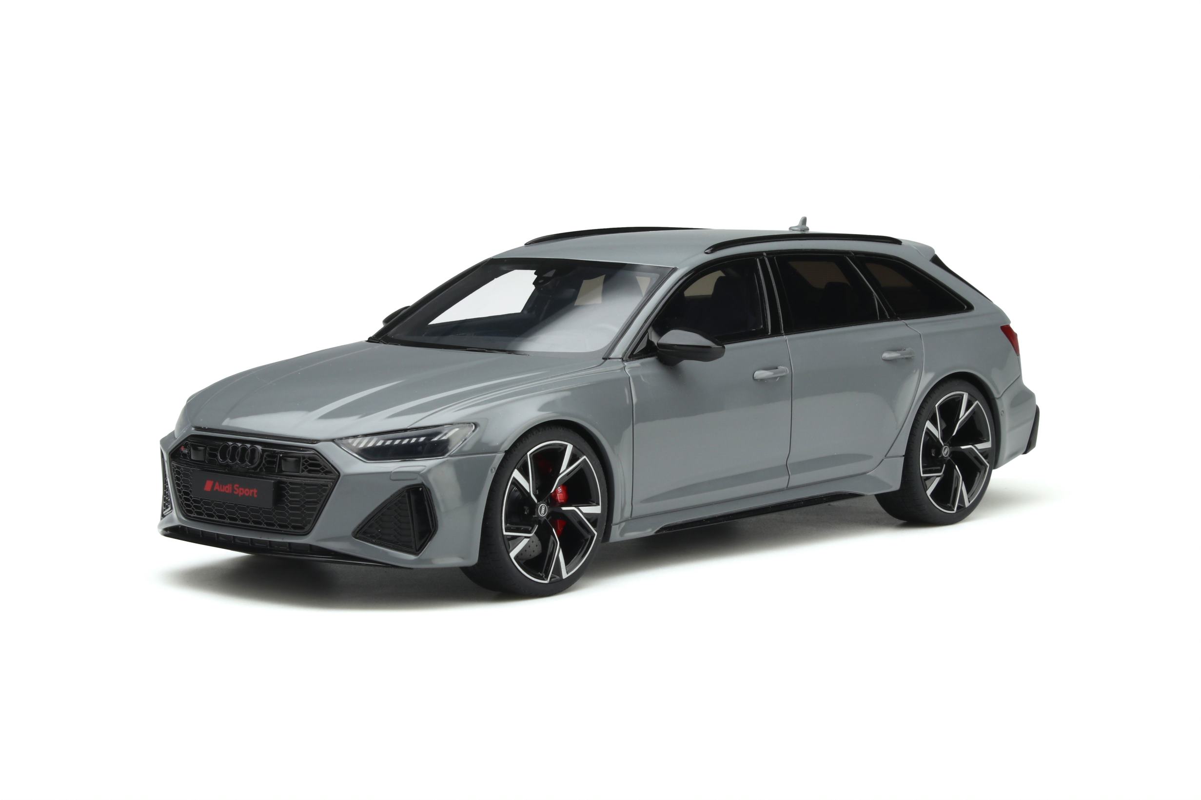 GT-Spirit GT847 Audi RS 6 (C8) Avant - Nardo Grau - 2020 1:18