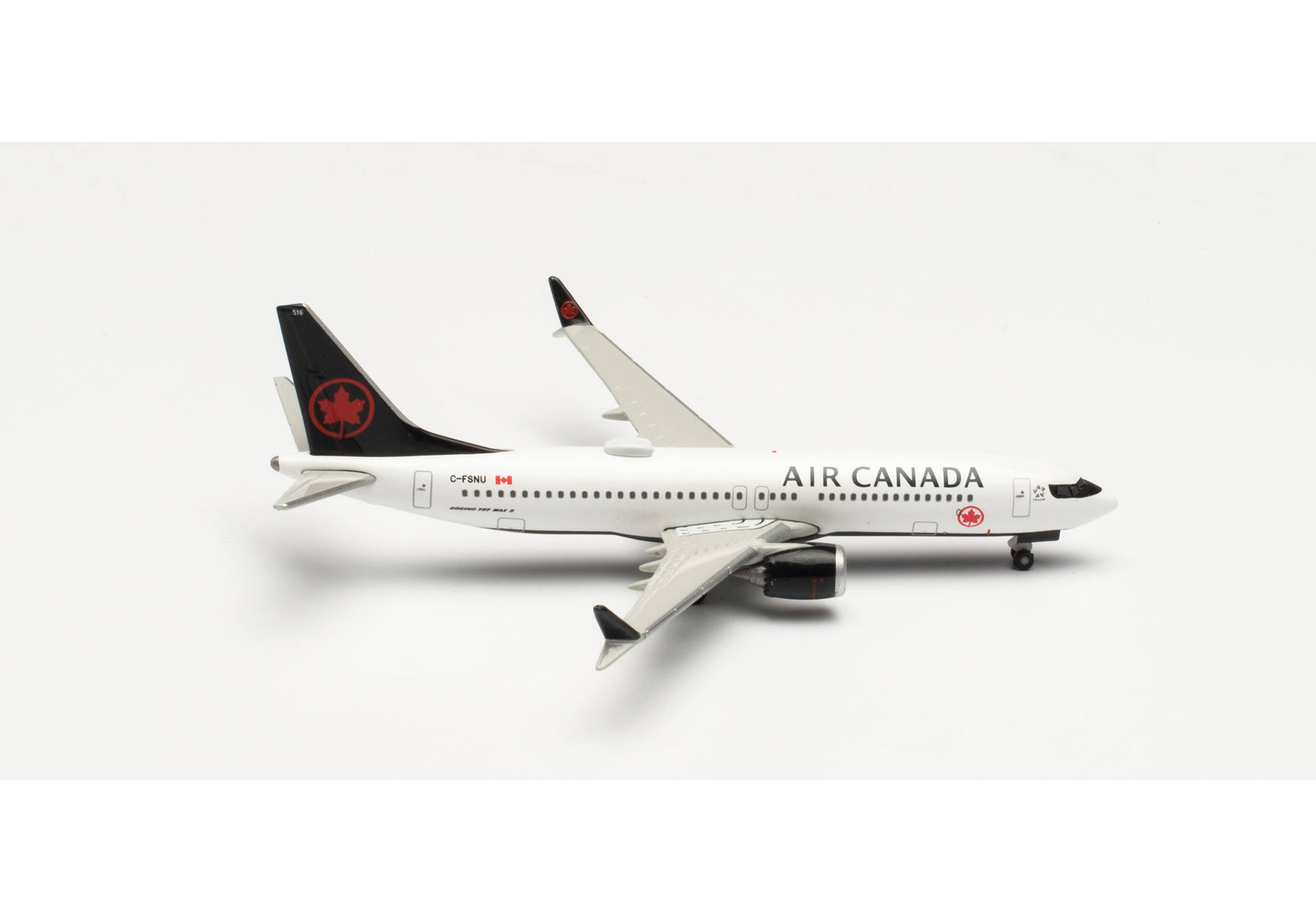 Herpa 535601 Air Canada Boeing 737 Max 8 C-FSNU 1:500