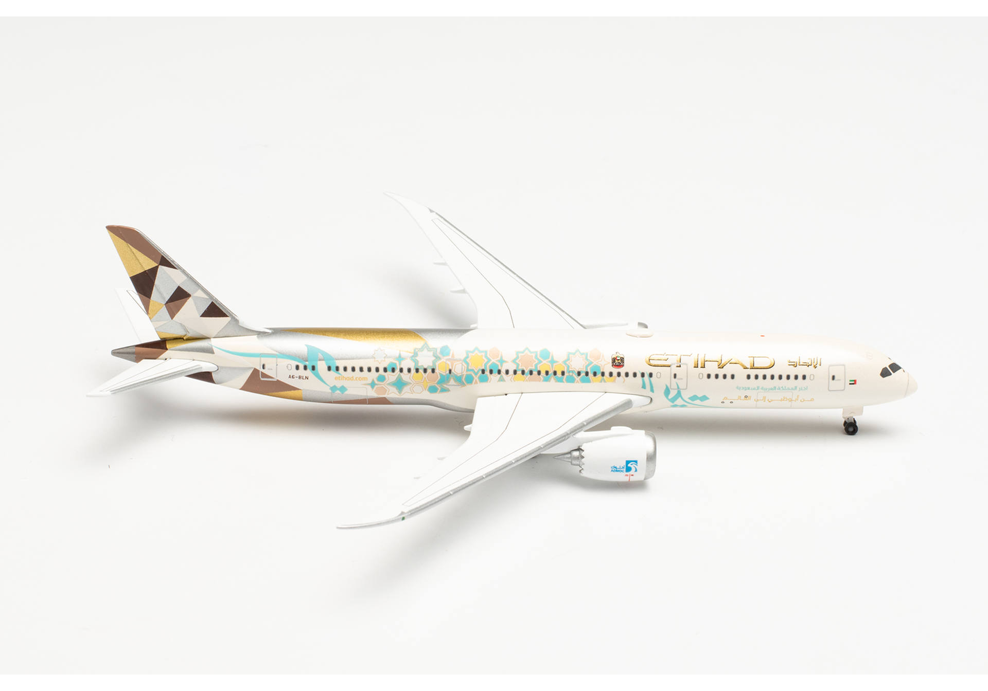 Herpa 535748 Etihad Airways Boeing 787-9 Dreamliner  1:500