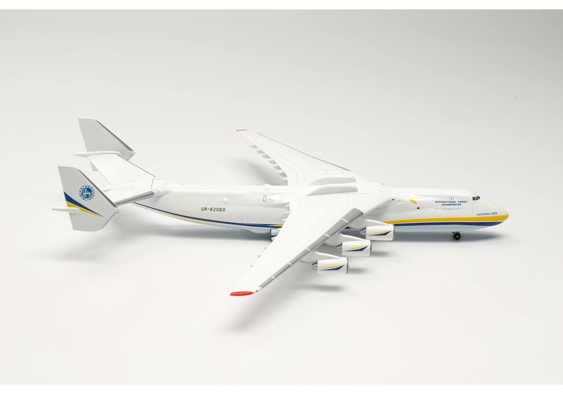 Herpa 562287 Antonov Airlines AN-225 Mriya 1:400