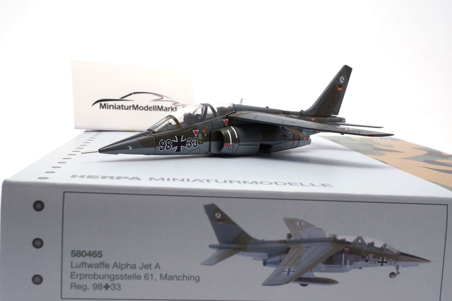 Herpa 580465 Luftwaffe - Erprobungsstelle 61 - Fliegerhorst Manching 1:500