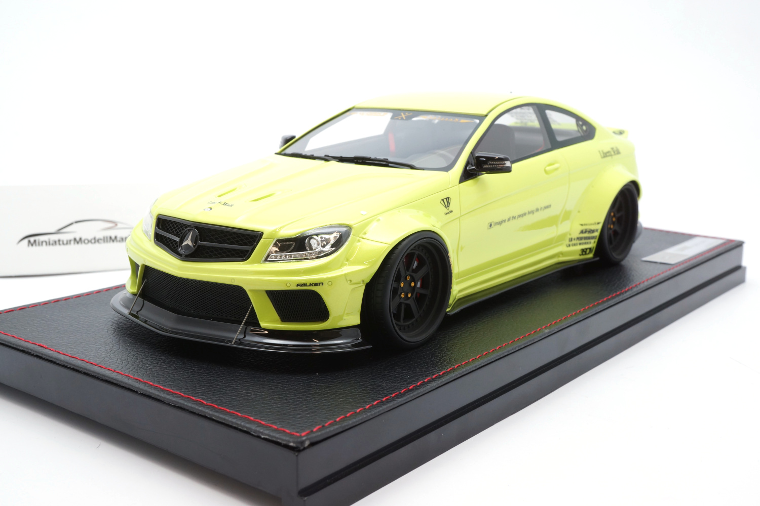 IVY c63-lime Mercedes-Benz C63 AMG - LBWK - Lime Green 1:18