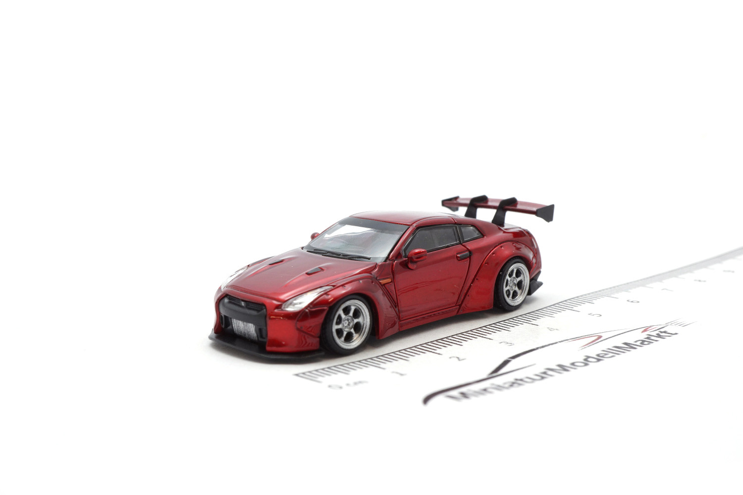 Micro City MC870004 Liberty Walk Nissan GT-R (R35) - Red 1:87