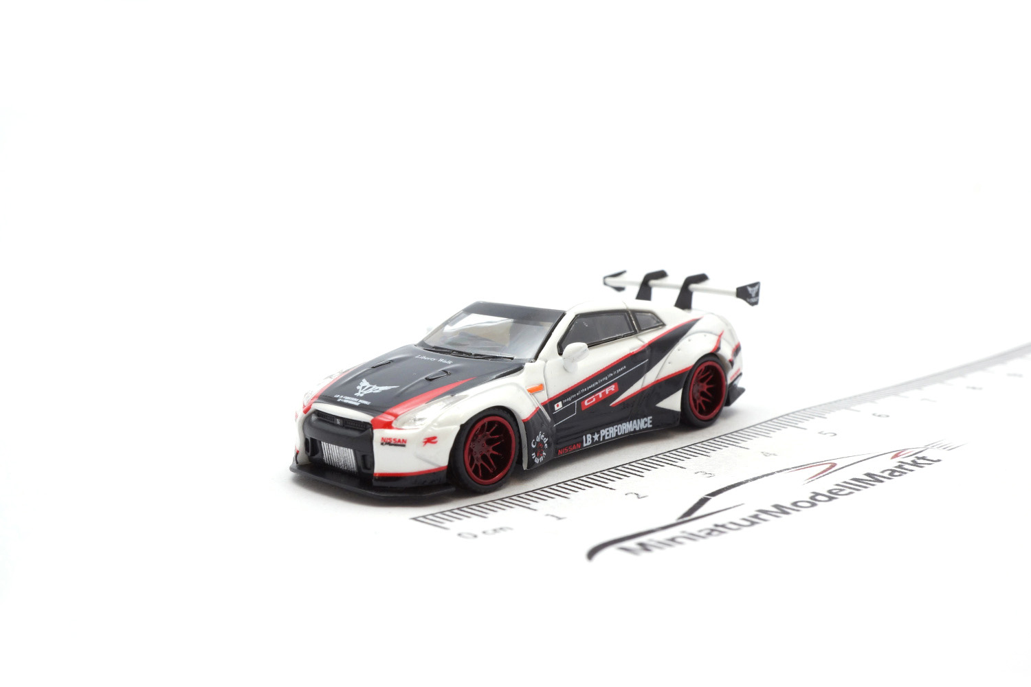 Micro City MC870004 Liberty Walk Nissan GT-R (R35) - Motorsport 1:87