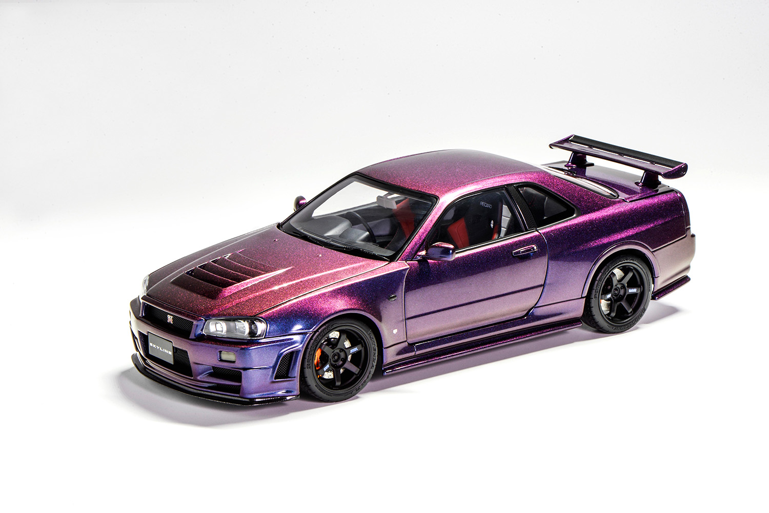 Motorhelix MH83410 Nissan Skyline GTR (R34) Nismo - Midnight Purple III 1:18