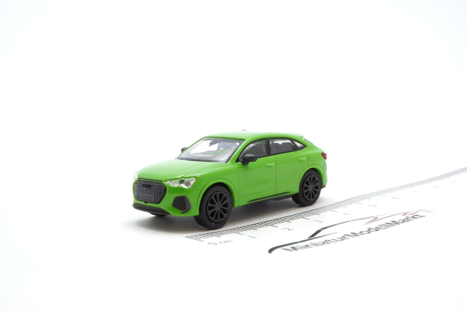 Minichamps 870010102 Audi RS Q3 Sportback - Grün - 2019 1:87