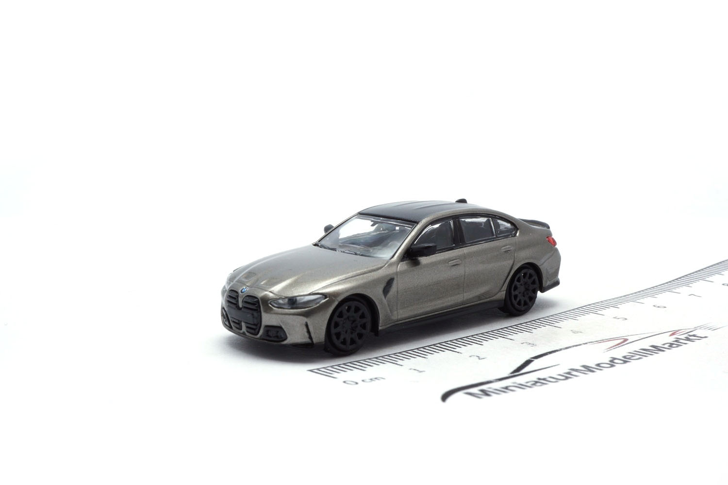 Minichamps 870023204 BMW M3 Limousine - grau metallic - 2020 1:87