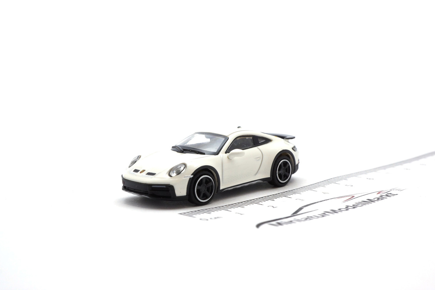 Minichamps 870062070 Porsche 911 Dakar - Weiss - 2022 1:87