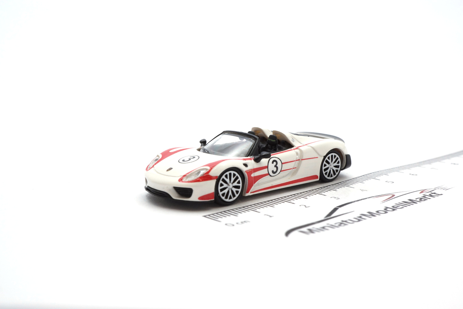 Minichamps 870062137 Porsche 918 Spyder - Salzburg Racing - 2015 1:87