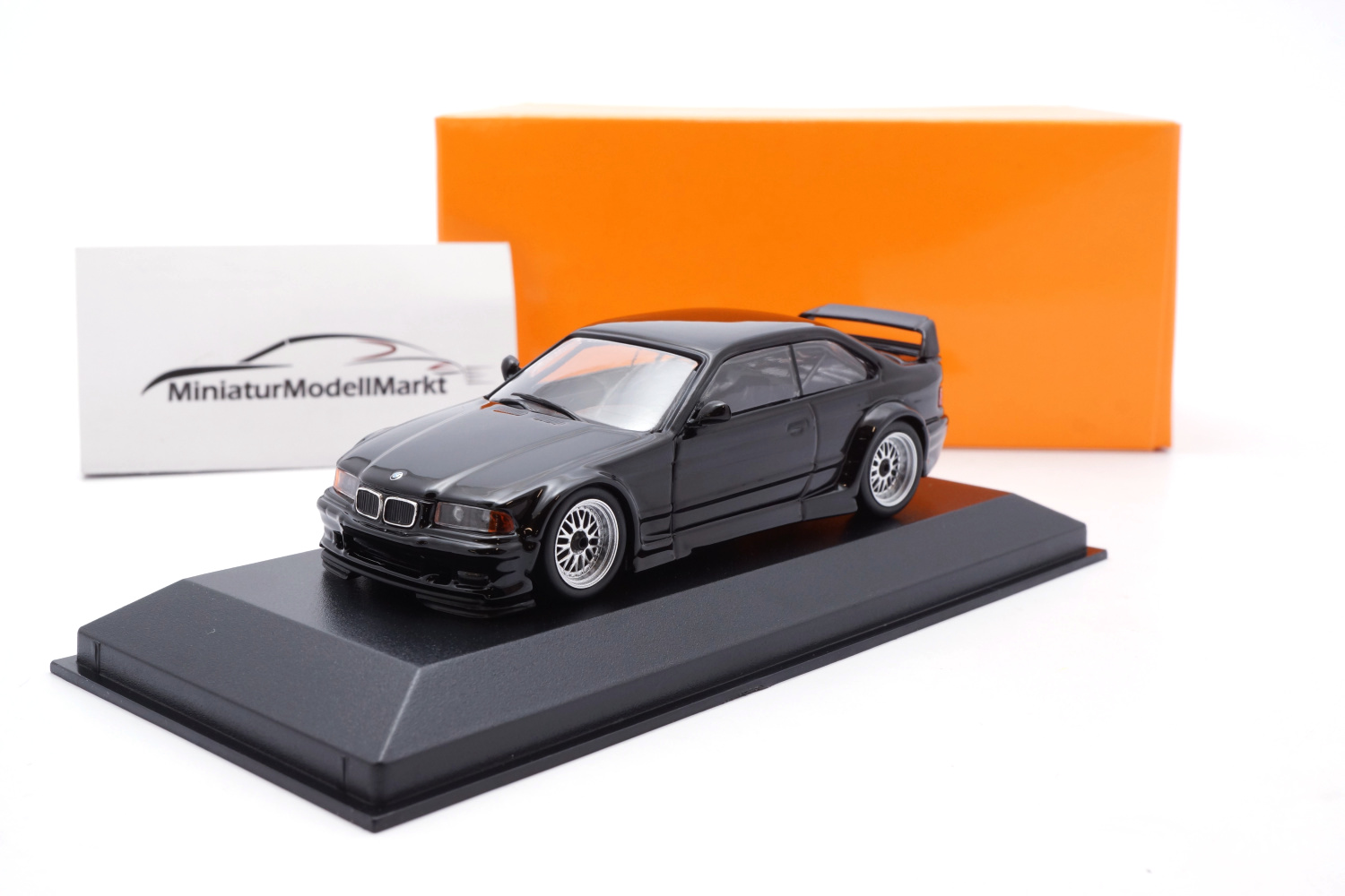 Minichamps 940023380 BMW M3 GTR (E36) - Schwarz - 1993 1:43