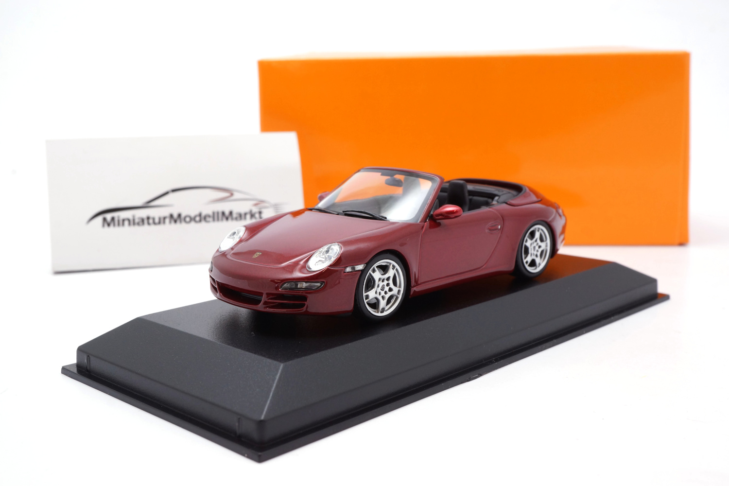 Minichamps 940063031 Porsche 911 Carrera S Cabrio - Rot - 2005 1:43