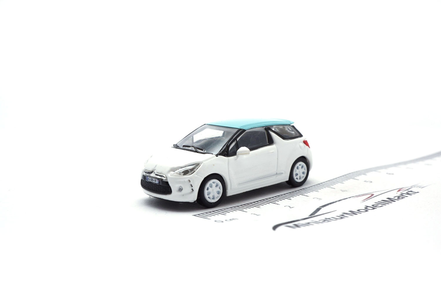 Norev 155254 Citroen DS3 - Banquise Weiss und Blauem Dach - 2010 1:87