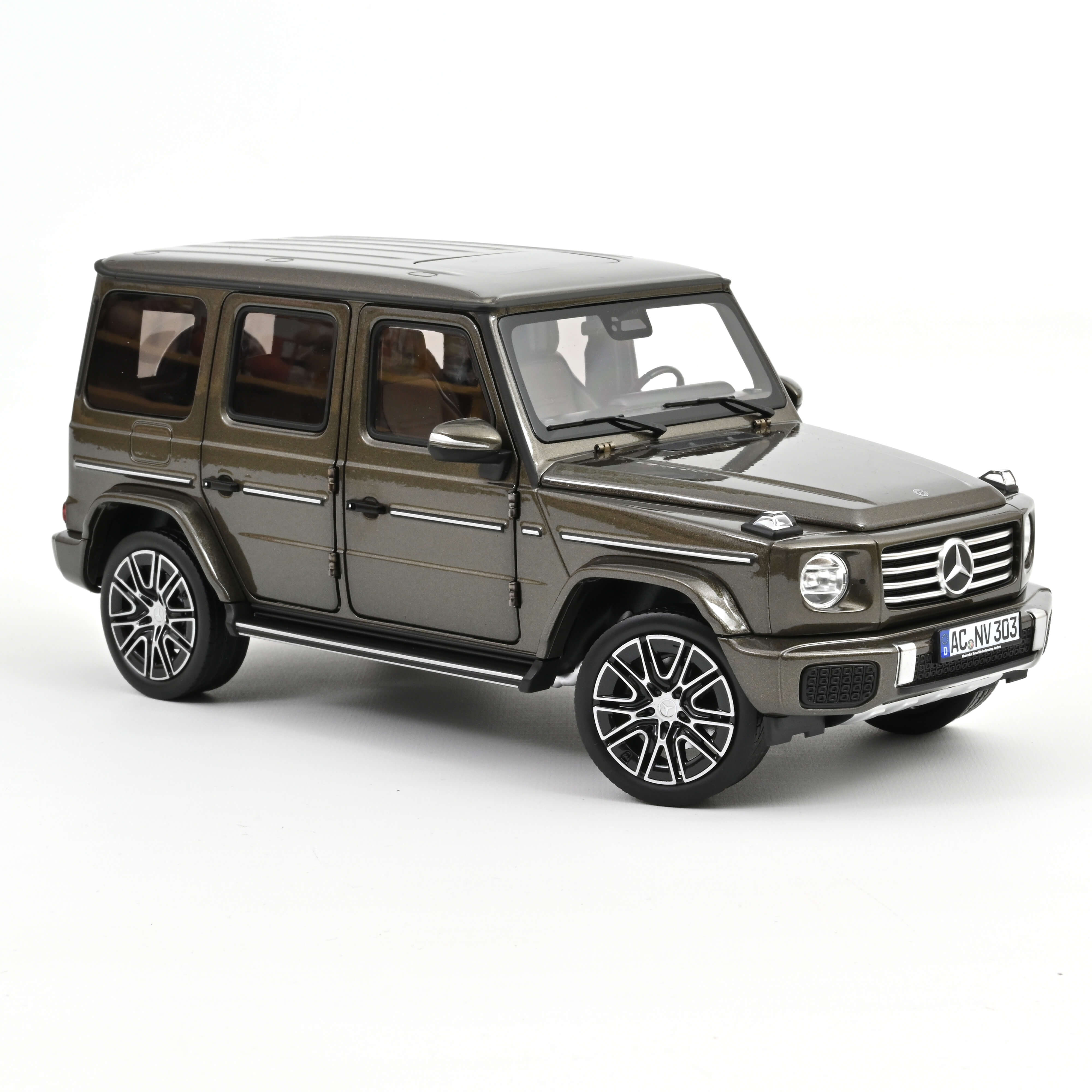 Norev 183036 Mercedes-Benz G-Klasse (N465) - Indiumgrau - 2024 1:18