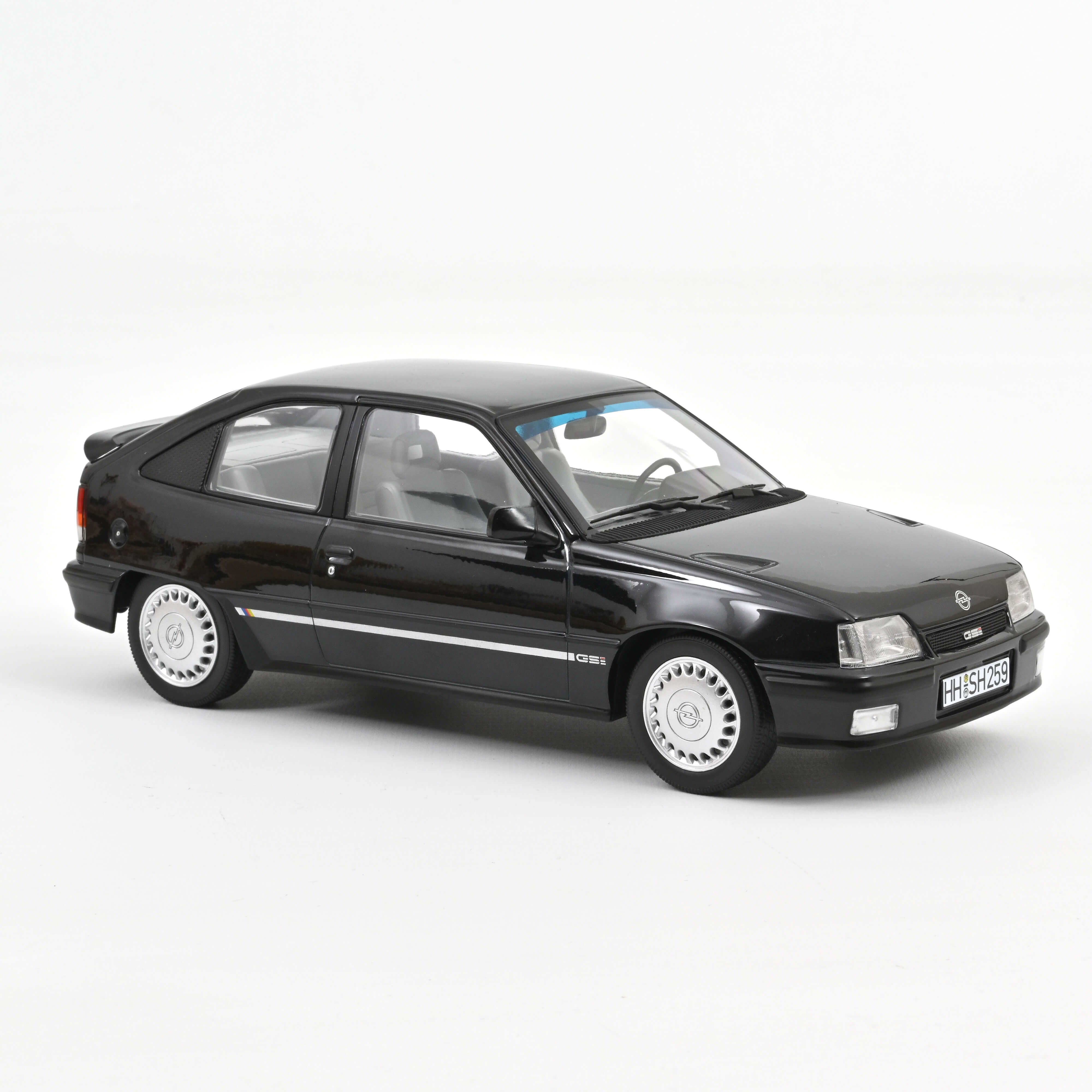 Norev 183617 Opel Kadett GSi - Schwarz metallic Helmut Schmidt - 1991 1:18