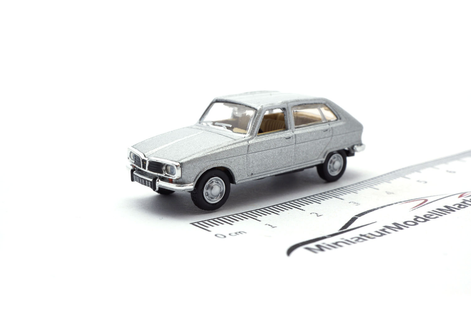 Norev 511692 Renault 16 - Grau Metallic - 1966  1:87