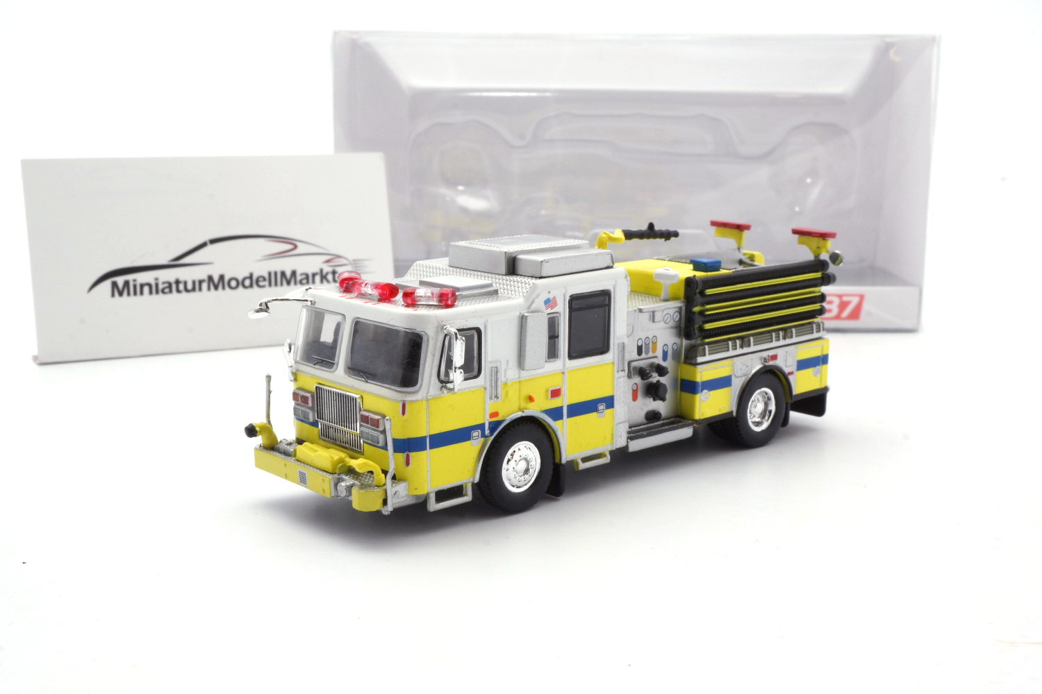 PCX87 PCX870687 Seagrave Marauder II - hellgelb/weiss - 2012 1:87