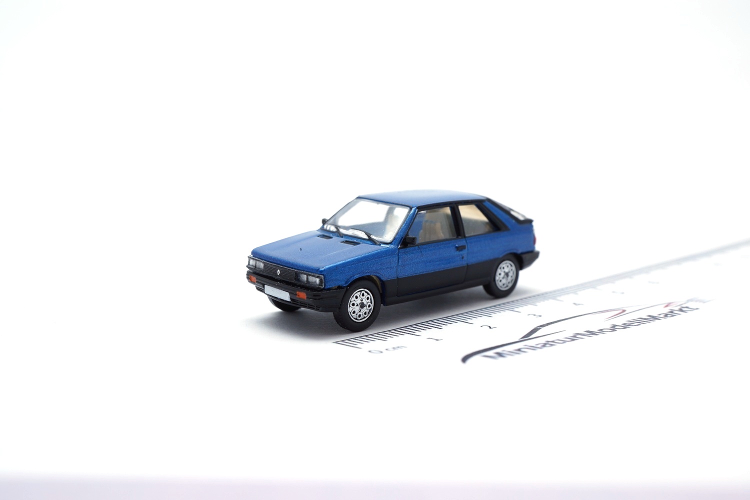 PCX87 PCX870754 Renault 11 GTL - blau (Metallic) 1:87
