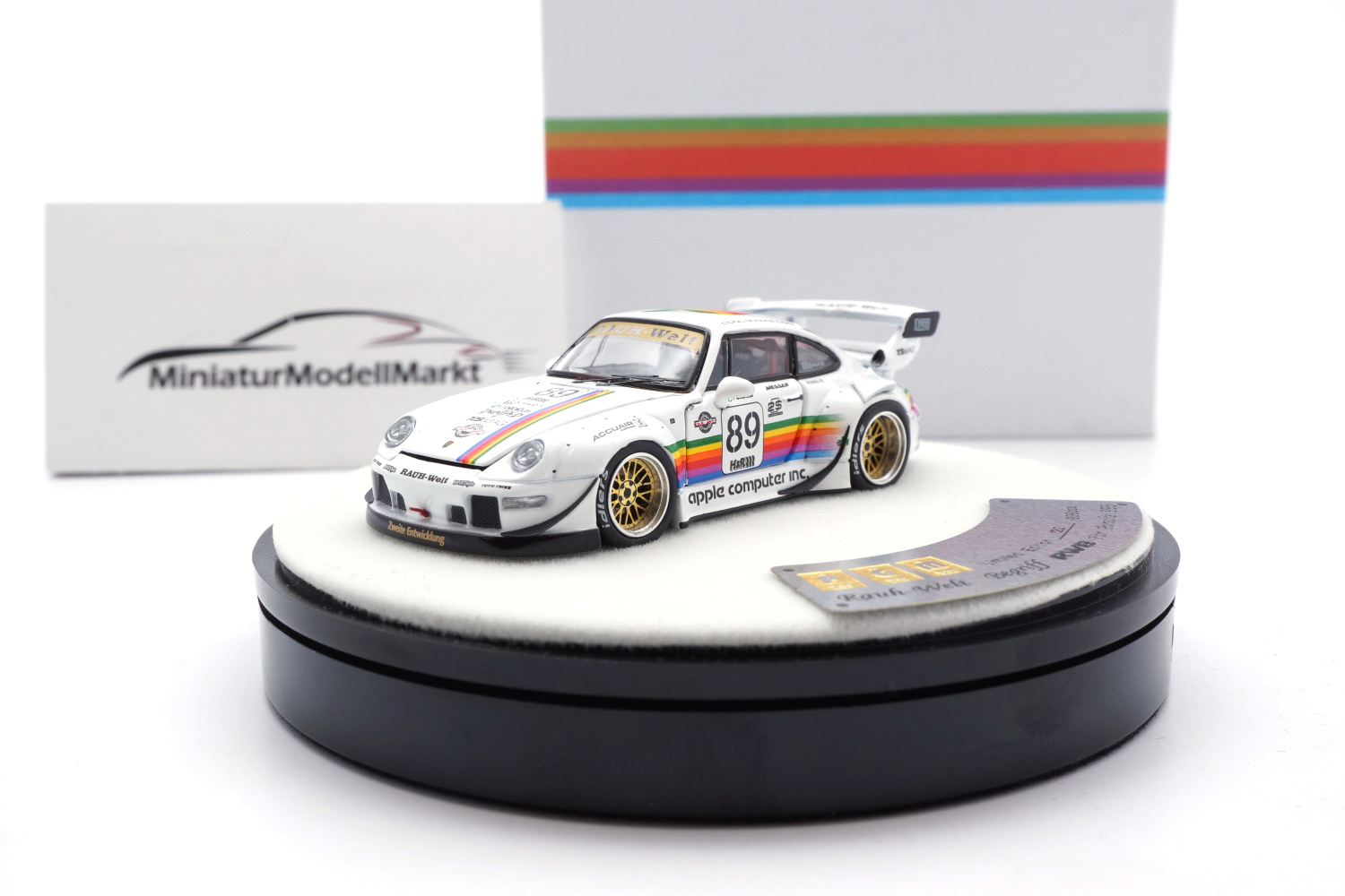 PGM 640311 Porsche 911 (993) RWB - White Apple #89 (Deluxe) 1:64