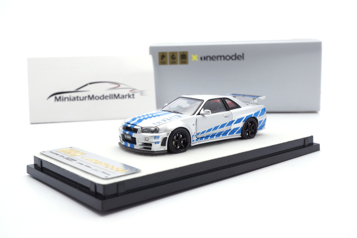 PGM 641004 Nissan Skyline GT-R R34 Z-Tune - Silver/Blue 1:64