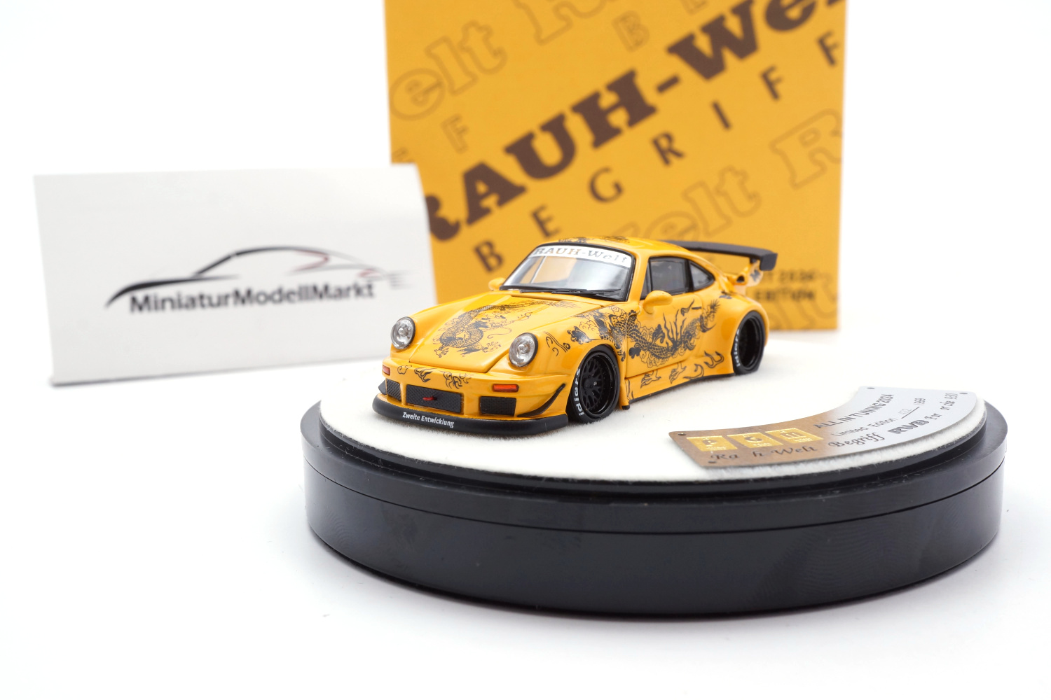 PGM ait24-yellow Porsche 911 (930) RWB - Chinese Dragon - AIT 2024 1:64