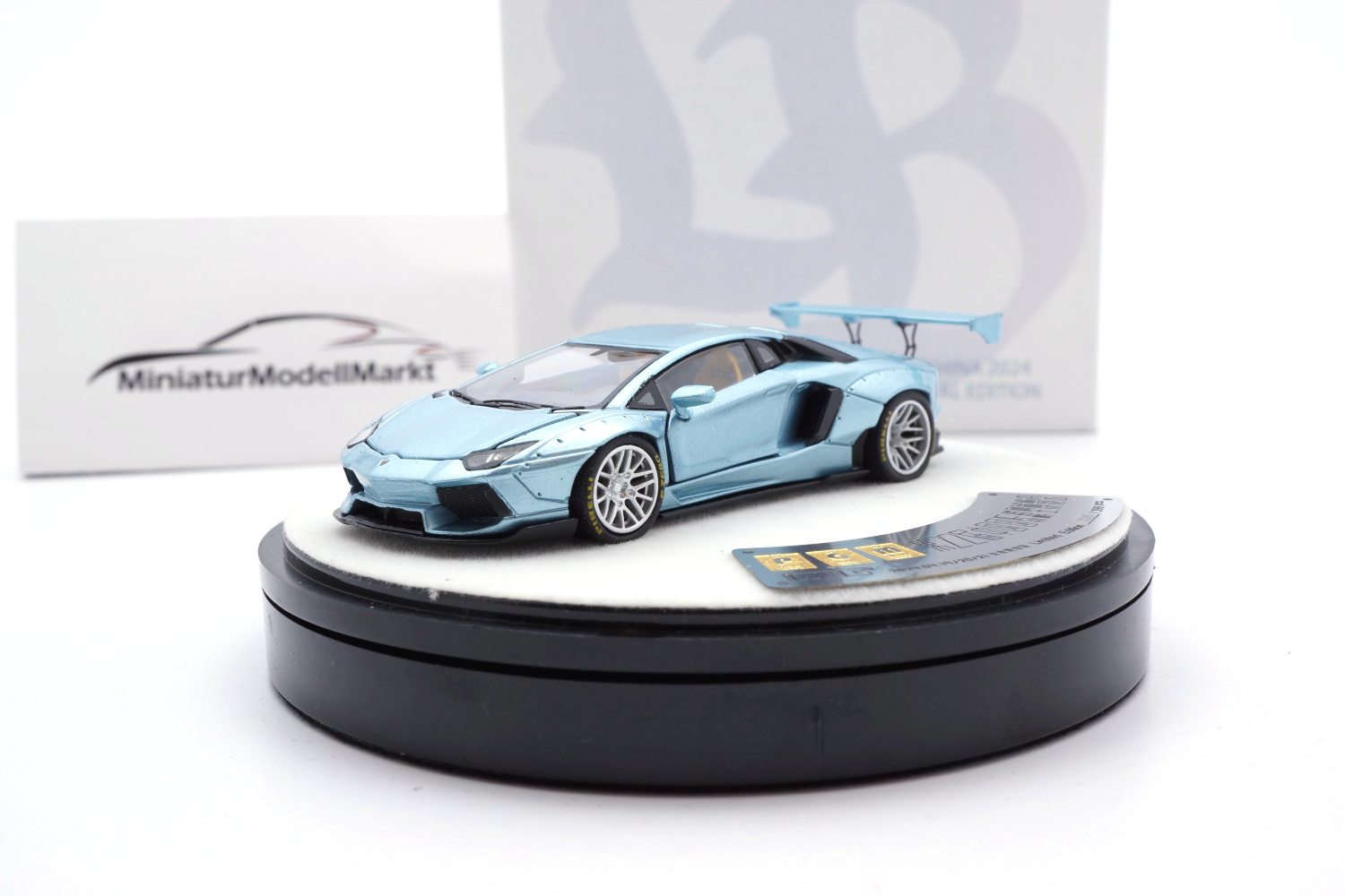 PGM hec24deluxe Lamborghini Aventador LP700-4 - LBWK - Ice Blue - HEK 2024 1:64