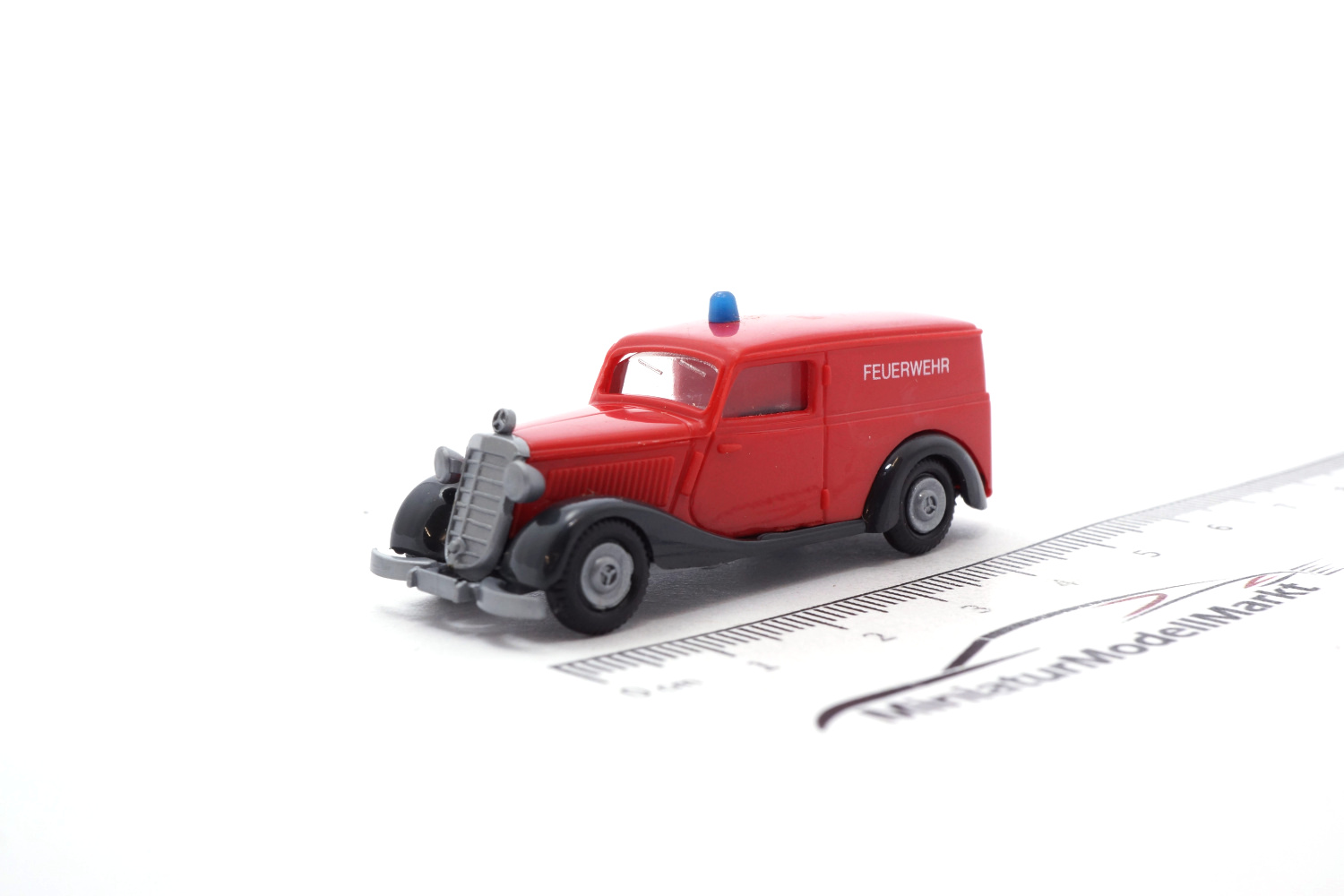 Praline 82507-03 Mercedes-Benz 170V Kastenwagen - Feuerwehr 1:87