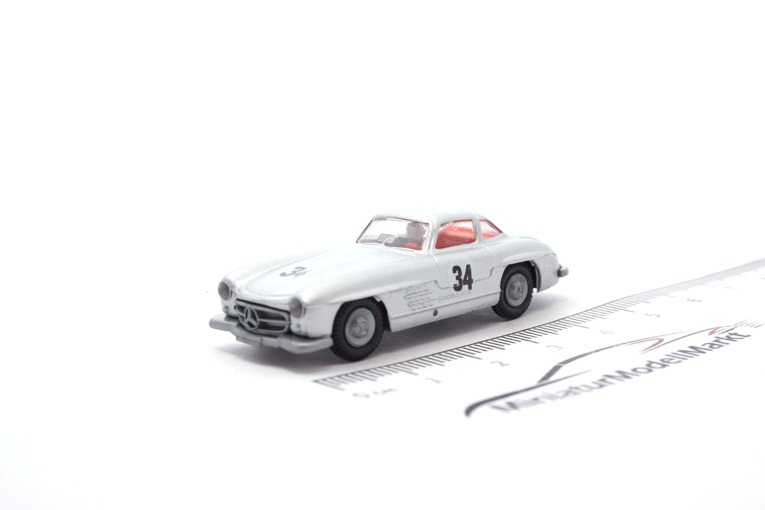 Praline 82508-07 Mercedes-Benz 300 SL - Silber #34 1:87