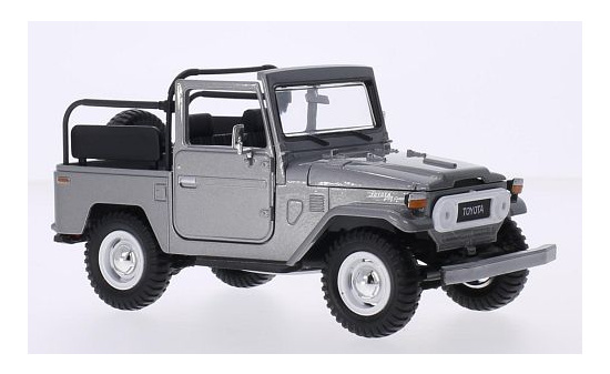 Motormax MOM79330Silver Toyota FJ40 Land Cruiser - silber - Vorbestellung 1:24