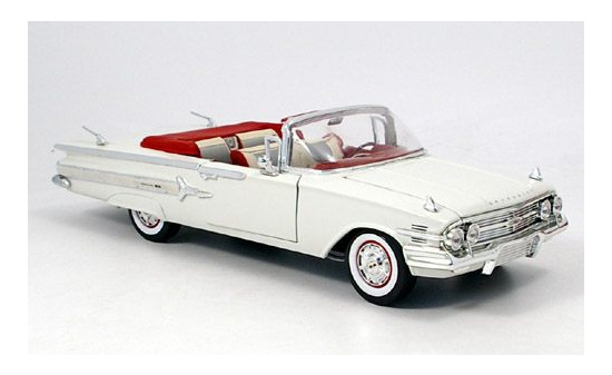 Motormax MOM73110WHITE Chevrolet Impala - weiss 1:18