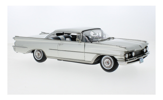 Sun Star SUN5247 Oldsmobile 98 HardTop - silber - Vorbestellung 1:18