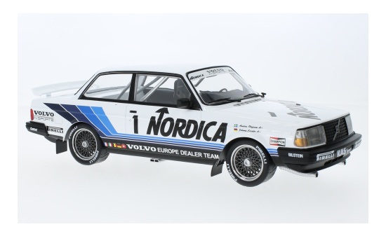 IXO IXO18RMC087.22 Volvo 240 Turbo - Nordica - Brünn - J.Cecotto - A.Olofsson 1:18