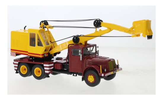 IXO IXOTRU042.22 Tatra 111 D030 A - rot , gelb 1:43