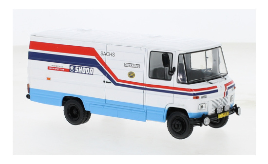 IXO IXORAC424.22 Mercedes 508D 1:43