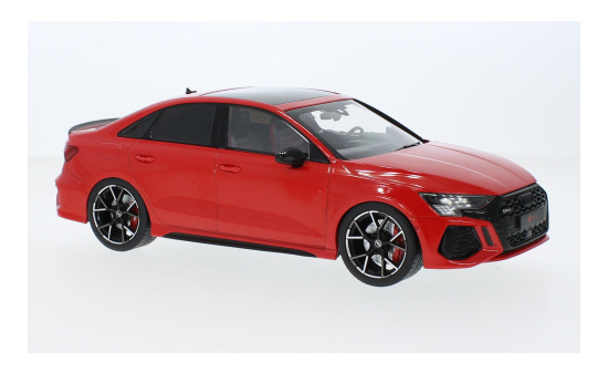 MCG MCG18451 Audi RS3 Limousine - rot 1:18