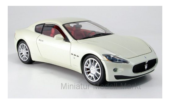 Motormax MOM79151WHITE Maserati GranTurismo - weiss - Vorbestellung 1:18