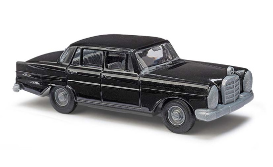 Busch 89100 Mercedes 220 schwarz - Vorbestellung 1: