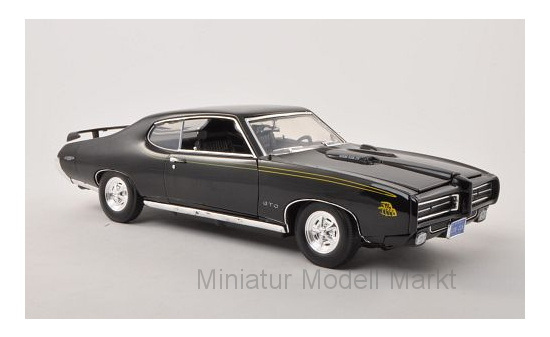 Motormax MOM73133BLACK Pontiac GTO Judge - schwarz - Vorbestellung 1:18