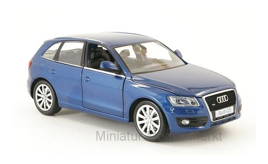 Motormax MOM73385MET.-BLUE Audi Q5 - blau (Metallic) - Vorbestellung 1:24