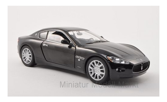 Motormax MOM73361BLACK Maserati Gran Turismo - schwarz - Vorbestellung 1:24