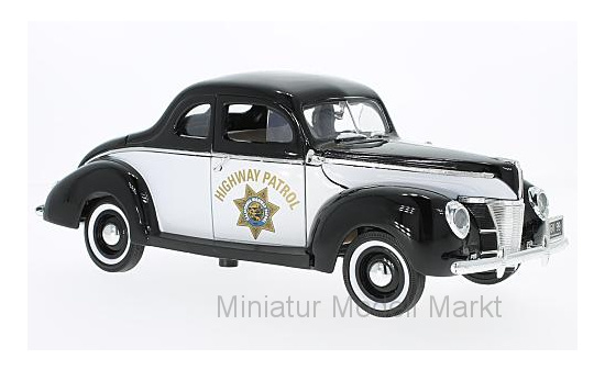 Motormax MOM73100 Ford Deluxe - Highway Patrol - Vorbestellung 1:18