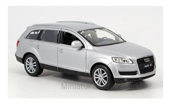 Welly WEL22481SILVER Audi Q7 - silber - Vorbestellung 1:24