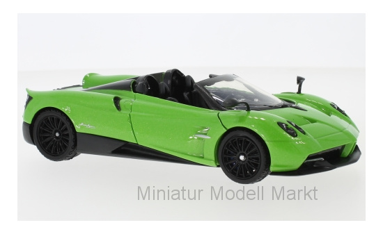 Motormax MOM79354GREEN Pagani Huayra Roadster - hellgrün (Metallic) 1:24