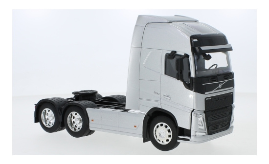 Welly WEL32690L-SILVER Volvo FH 500 (6x4) - silber 1:32